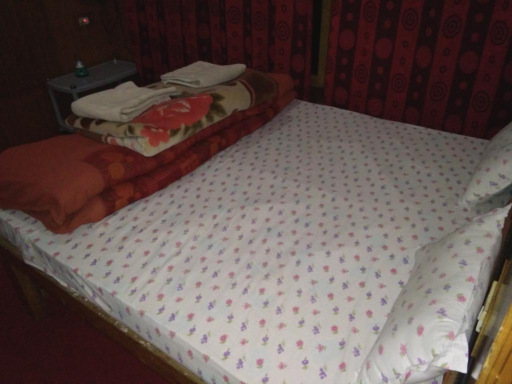 Galaxy Guest House Hundar Экстерьер фото